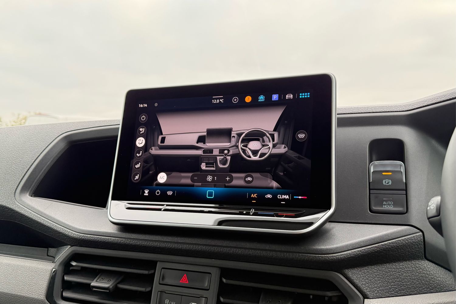 Used Volkswagen Crafter 2025 for sale - 76469327: Photo 21