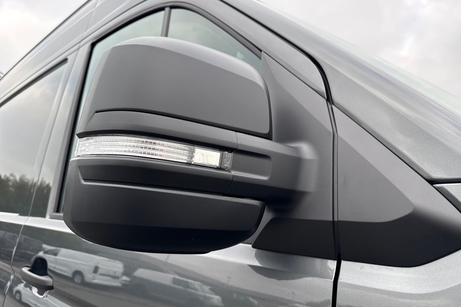 Used Volkswagen Crafter 2025 for sale - 76469327: Photo 25