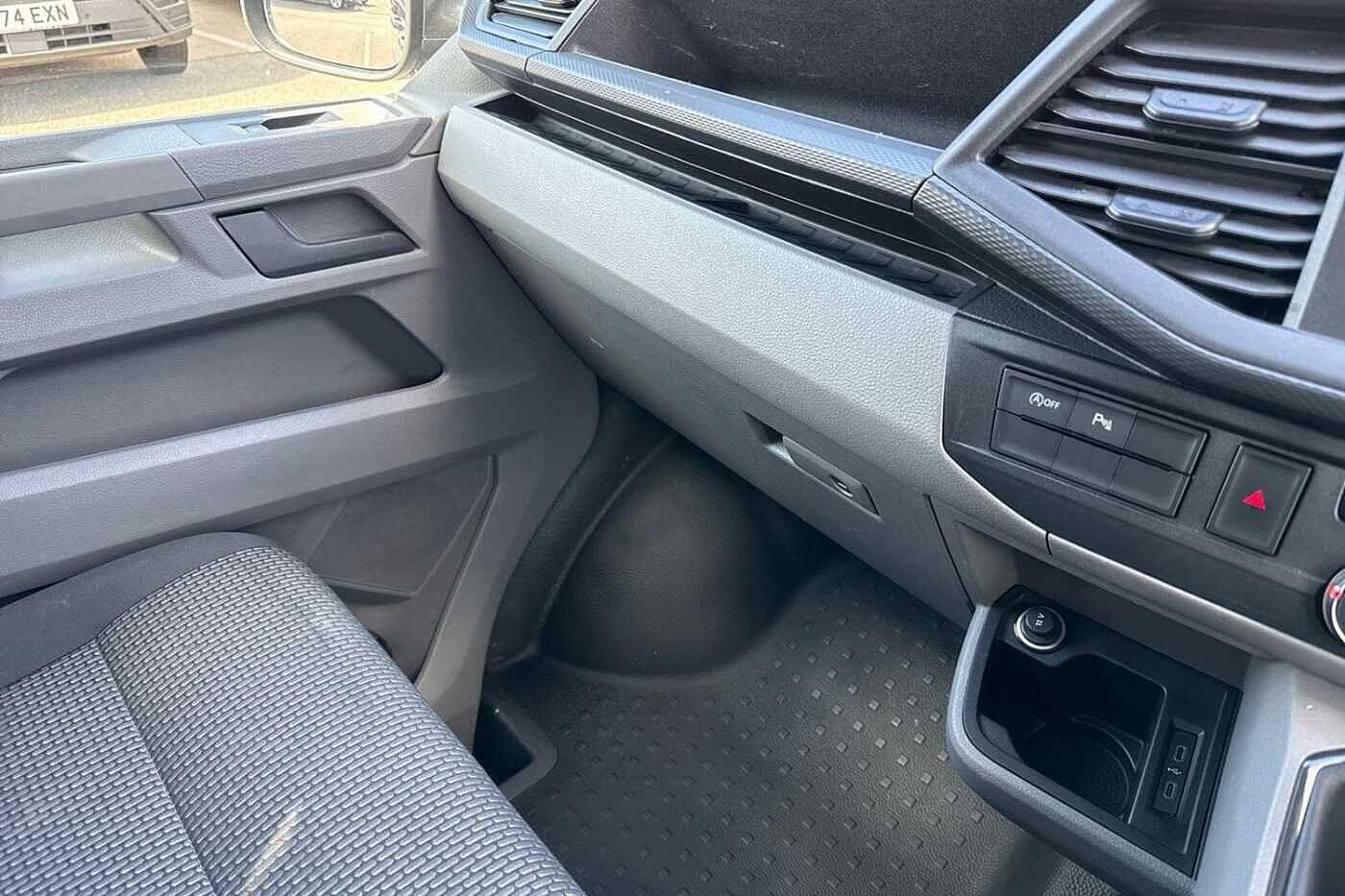 Used Volkswagen Transporter 2024 for sale - 76629963: Photo 14