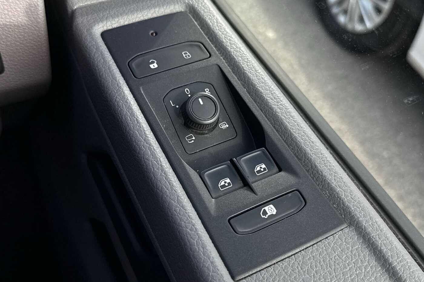 Used Volkswagen Transporter 2024 for sale - 76629963: Photo 32