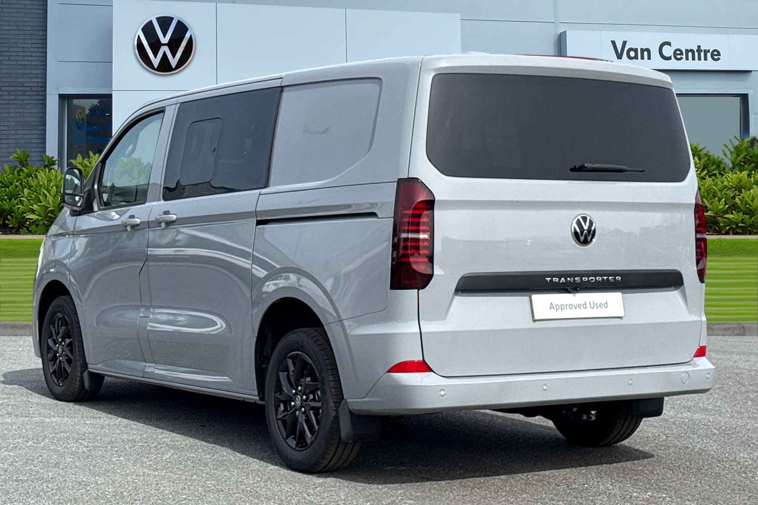 Used Volkswagen Transporter 2025 for sale - 78209498: Photo 2