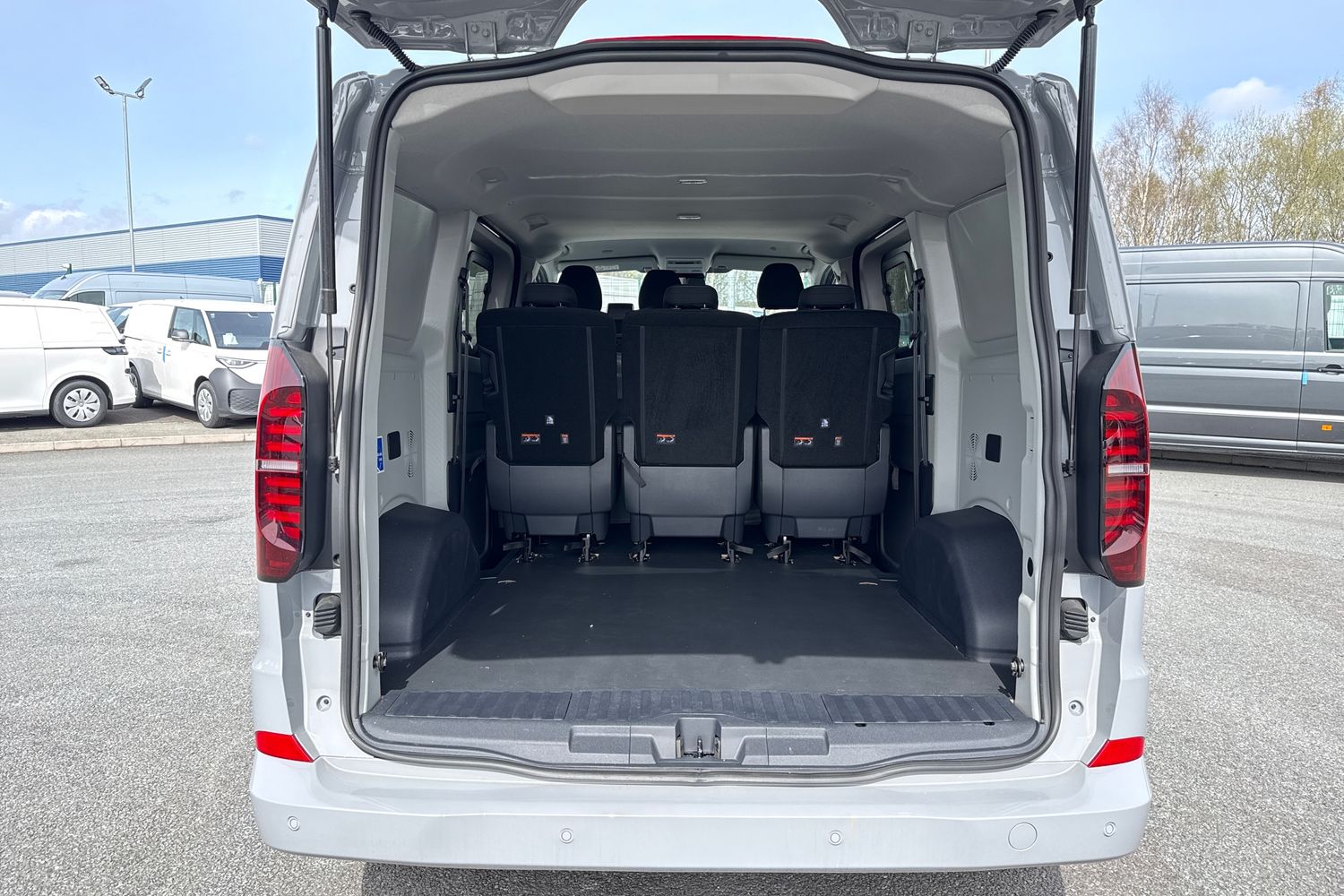 Used Volkswagen Transporter 2025 for sale - 78209498: Photo 7