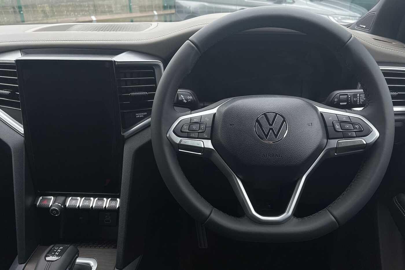 Used Volkswagen Amarok 2024 for sale - 76909431: Photo 12