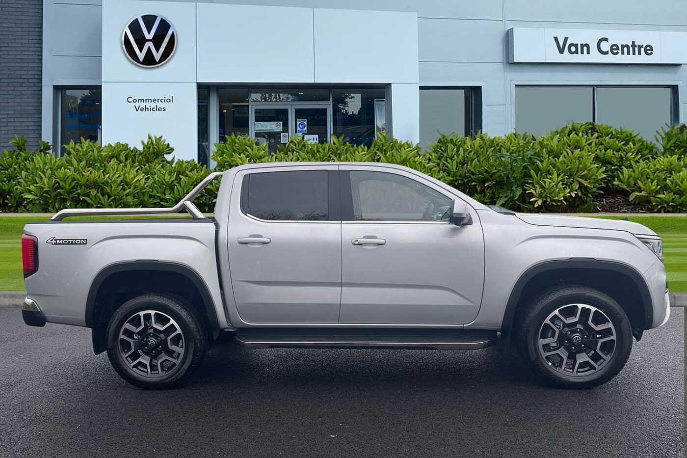 Used Volkswagen Amarok 2024 for sale - 76909431: Photo 4