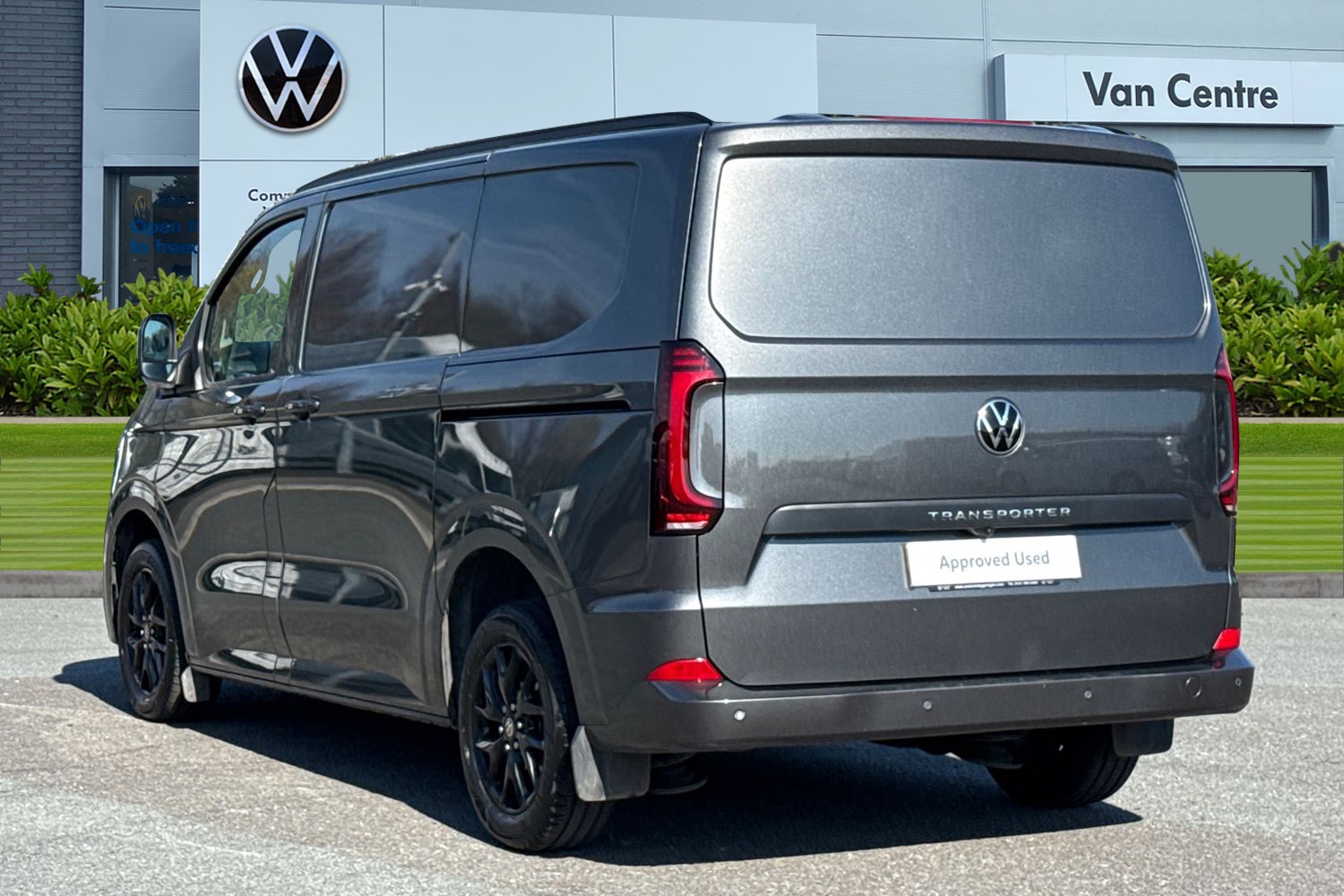 Used Volkswagen Transporter 2025 for sale - 77961487: Photo 2