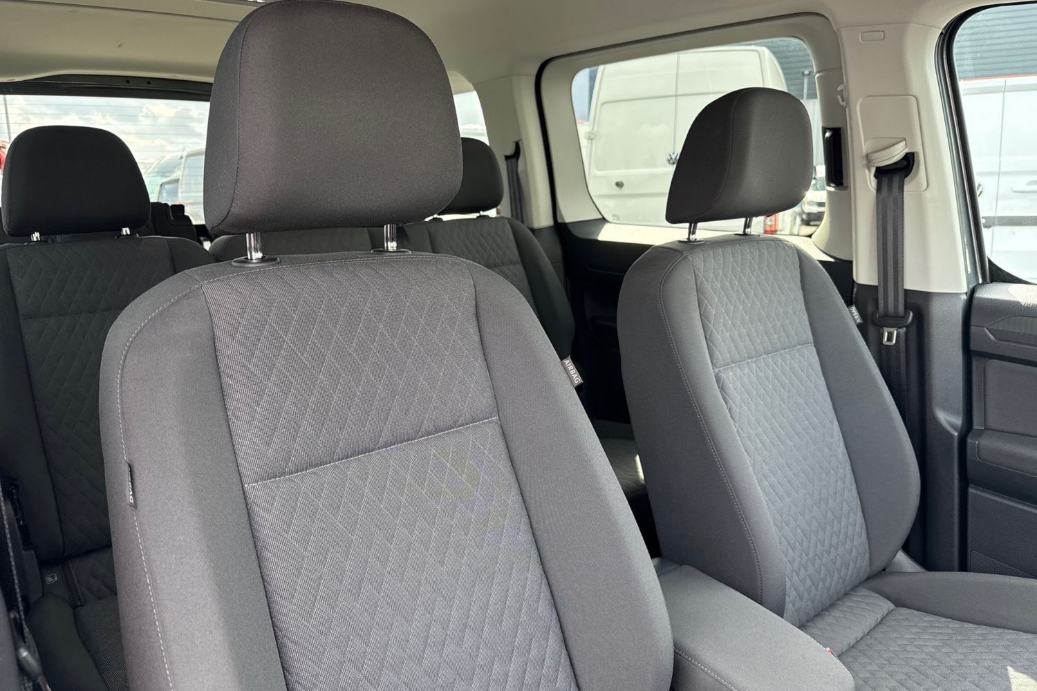 Used Volkswagen Caddy Maxi 2024 for sale - 75983437: Photo 24