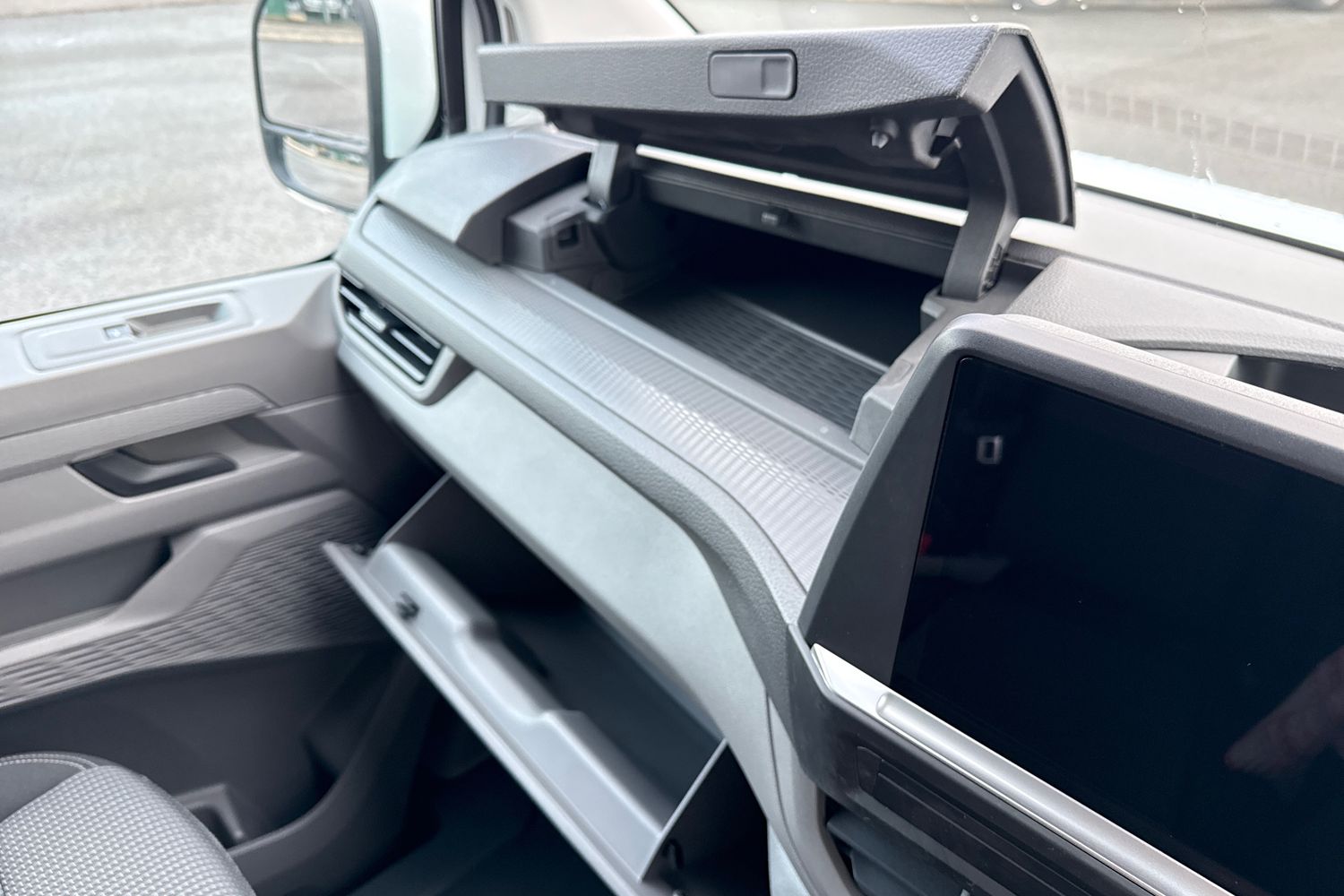 Used Volkswagen Transporter 2025 for sale - 77206737: Photo 33