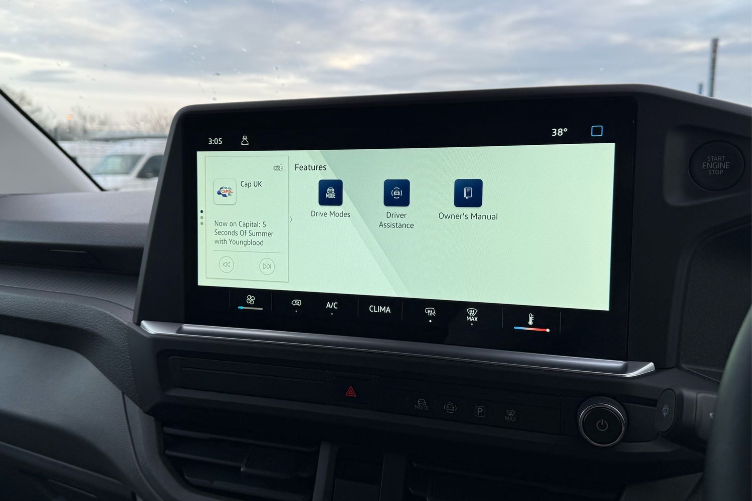 Used Volkswagen Transporter 2025 for sale - 77206737: Photo 46