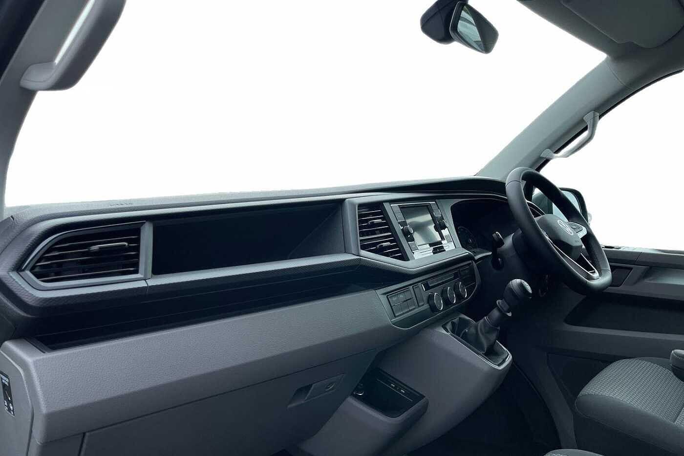 Used Volkswagen Transporter 2024 for sale - 77394152: Photo 2