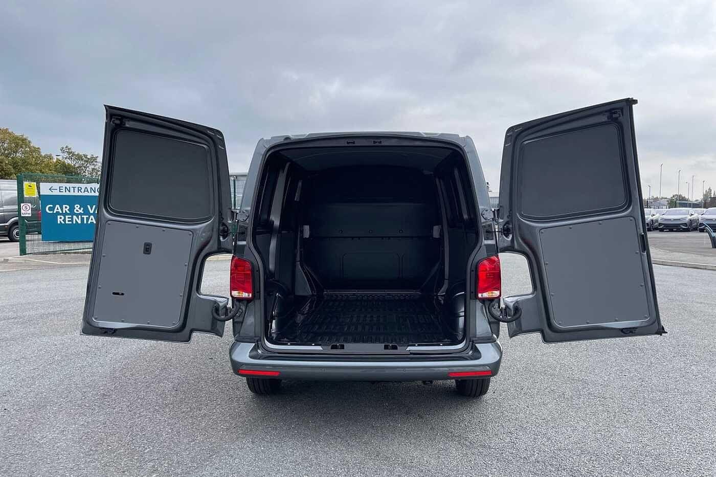 Used Volkswagen Transporter 2024 for sale - 77394152: Photo 9