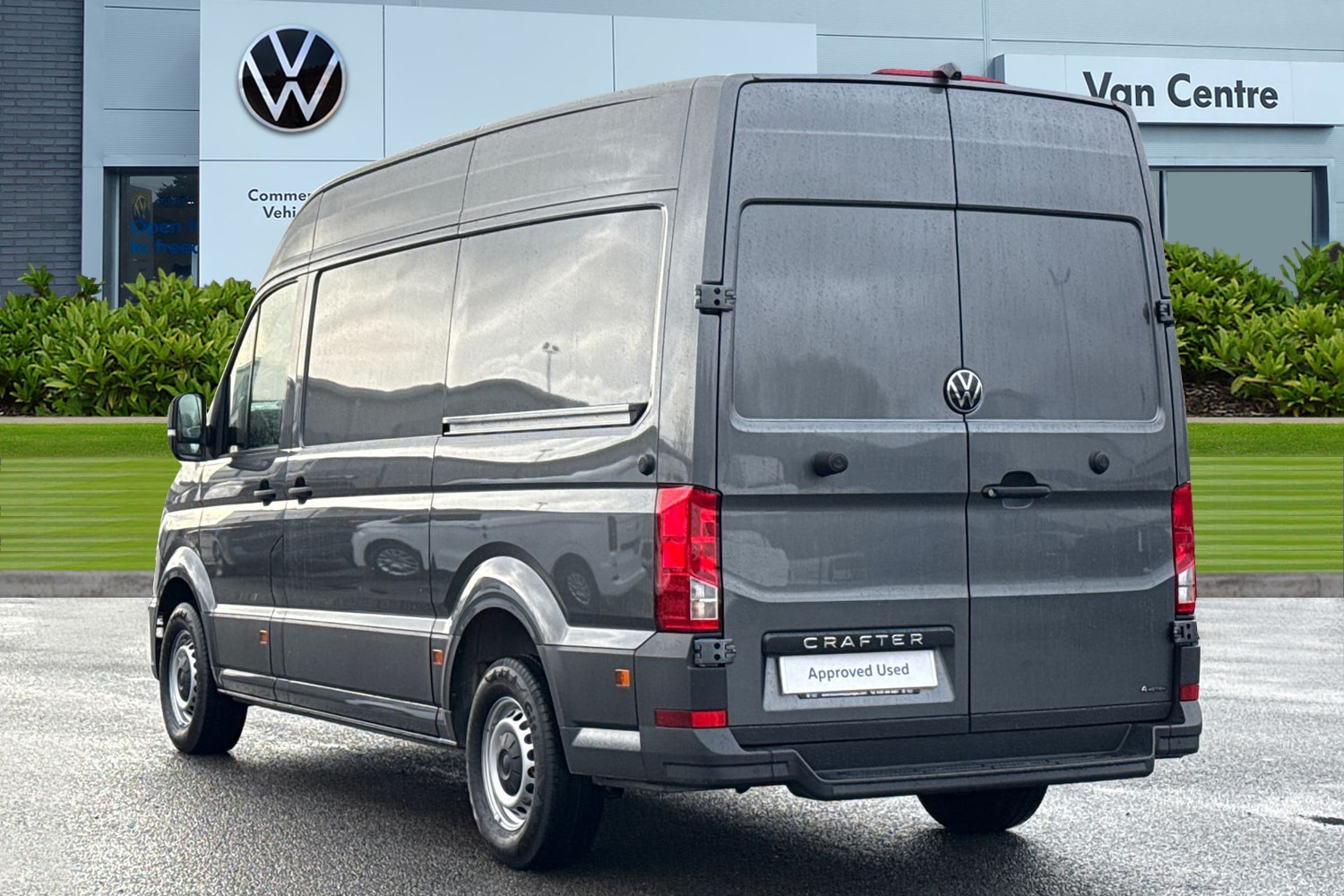 Used Volkswagen Crafter 2025 for sale - 77348298: Photo 2