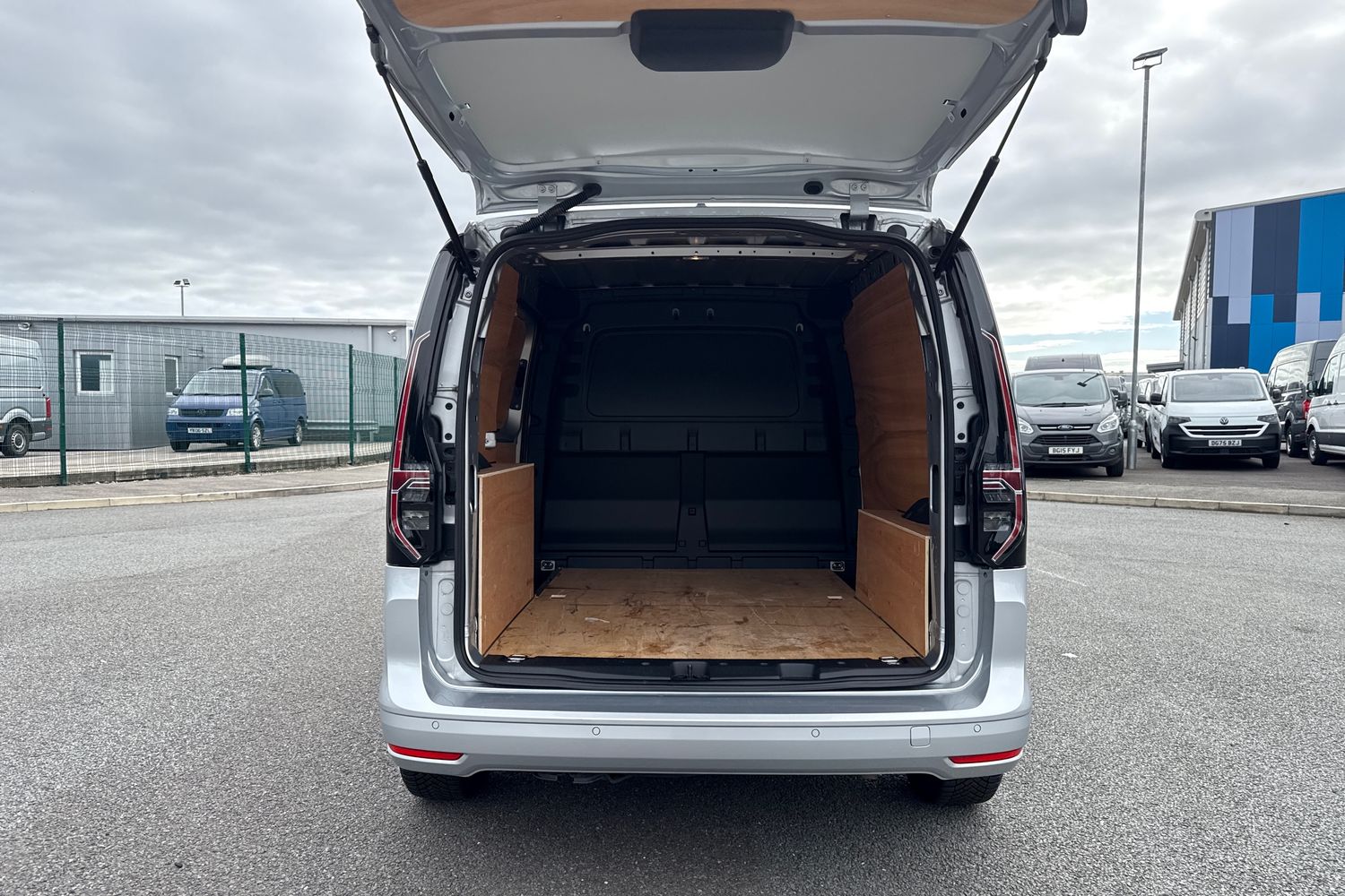 Used Volkswagen Caddy 2024 for sale - 76192182: Photo 7