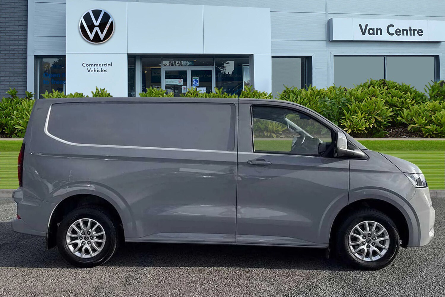 Used Volkswagen Transporter 2025 for sale - 77666256: Photo 3