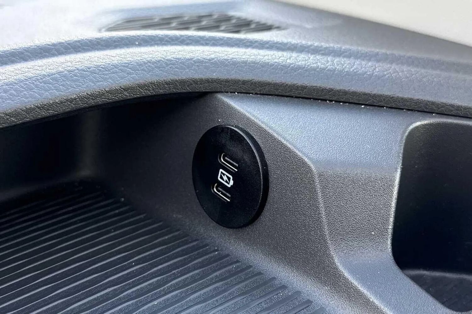 Used Volkswagen Transporter 2025 for sale - 77666256: Photo 36