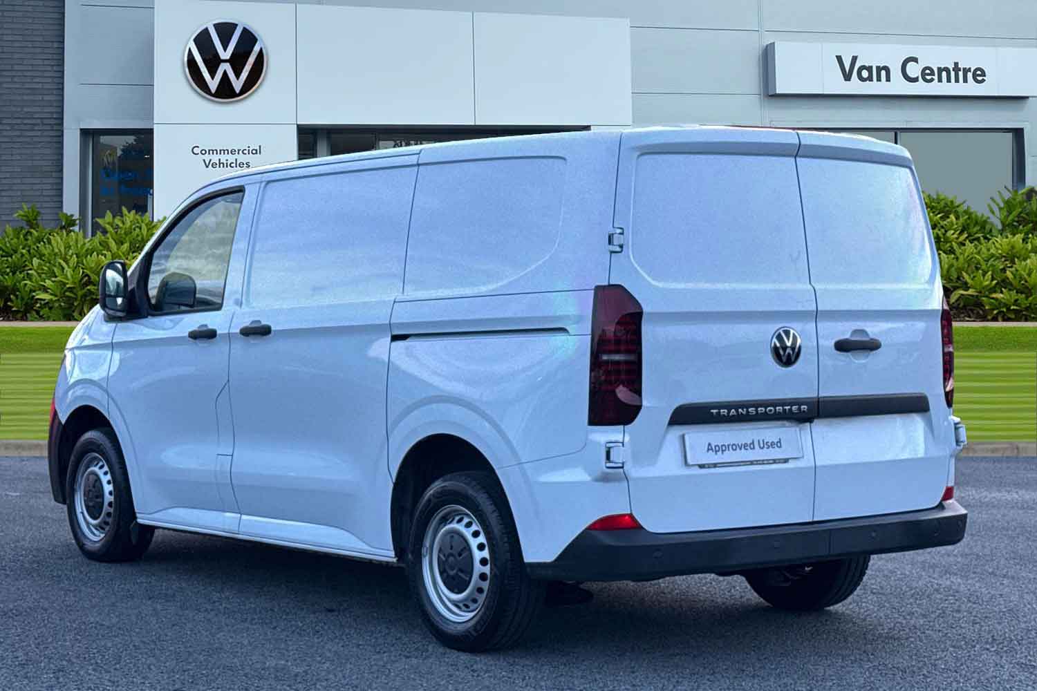 Used Volkswagen Transporter 2025 for sale - 76782985: Photo 2