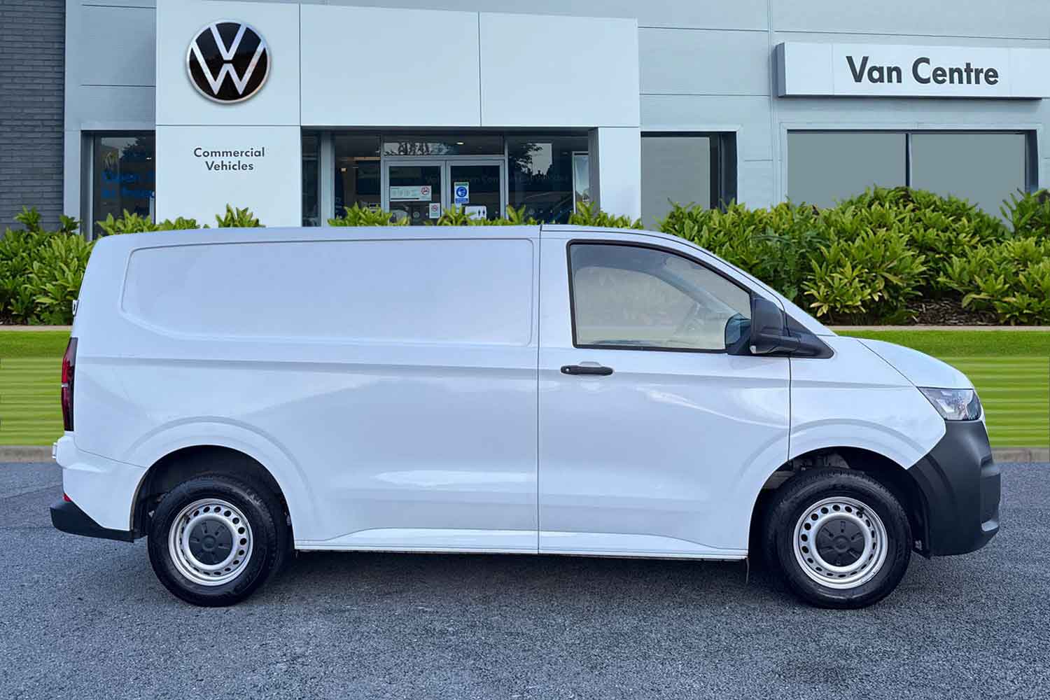 Used Volkswagen Transporter 2025 for sale - 76782985: Photo 3