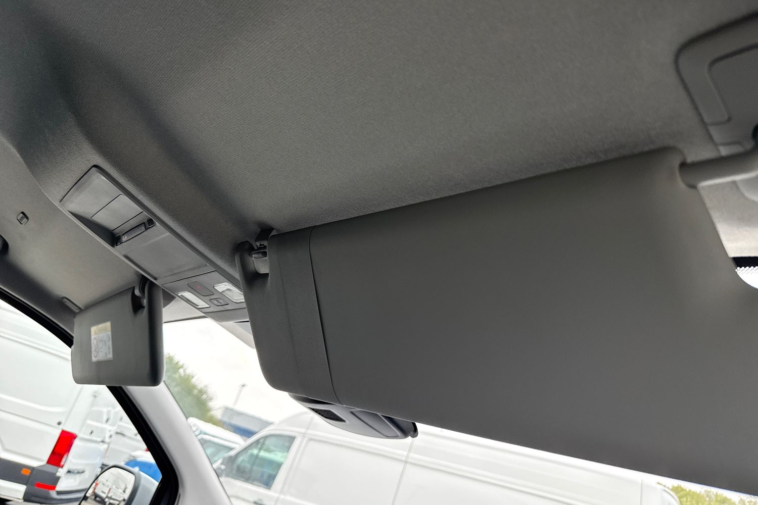 Used Volkswagen Transporter 2025 for sale - 76516039: Photo 44