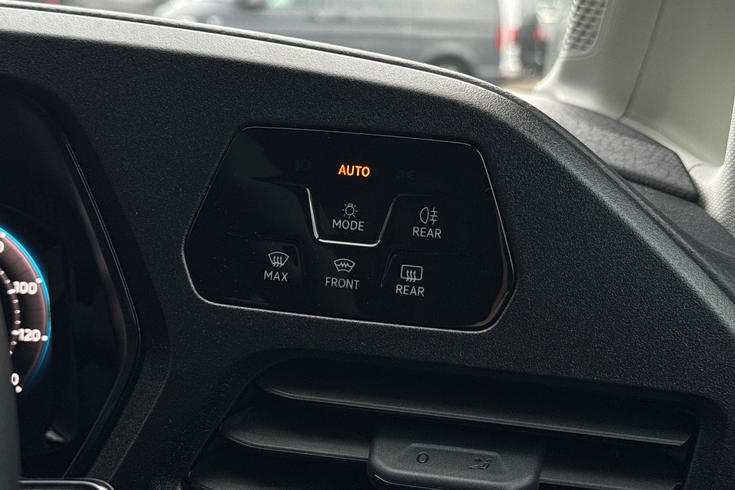 Used Volkswagen Caddy Maxi 2025 for sale - 76581622: Photo 37