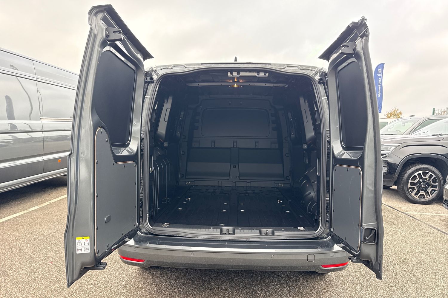 Used Volkswagen Caddy Maxi 2025 for sale - 76581622: Photo 6