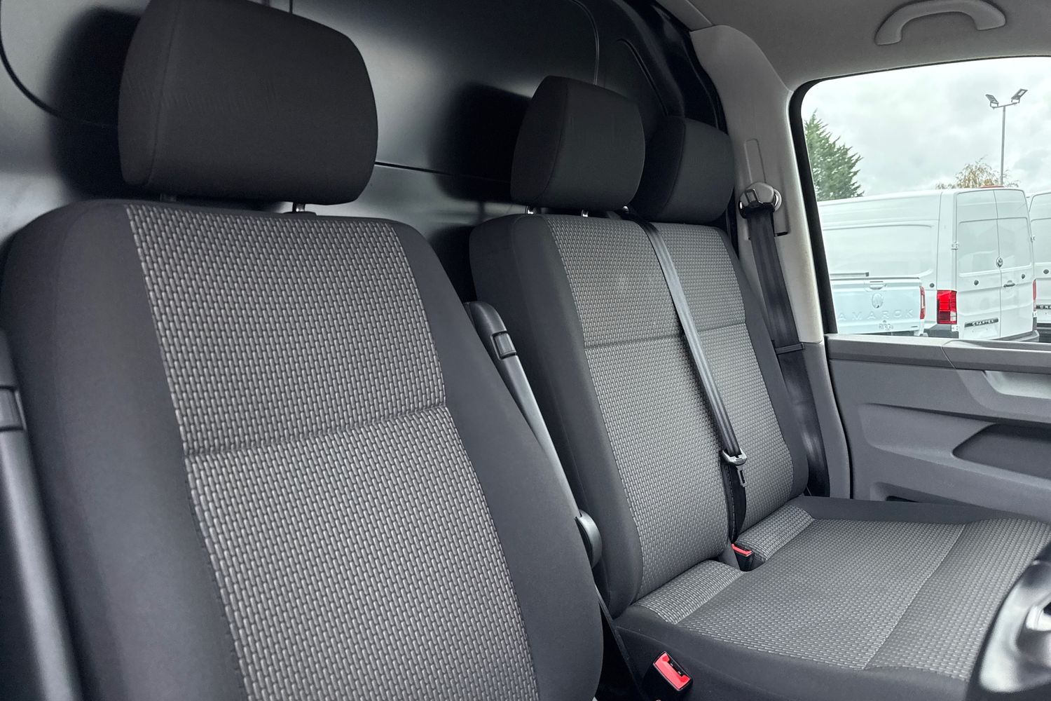 Used Volkswagen Transporter 2024 for sale - 76553510: Photo 23