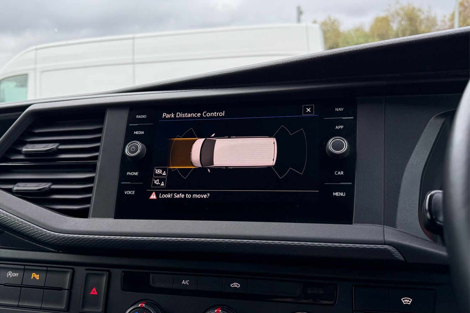 Used Volkswagen Transporter 2024 for sale - 76553510: Photo 53