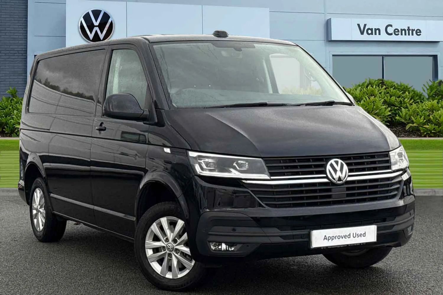 Used Volkswagen Transporter 2024 for sale - 76863297: Photo 1