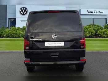 Used Volkswagen Transporter 2024 for sale - 76863297: Photo