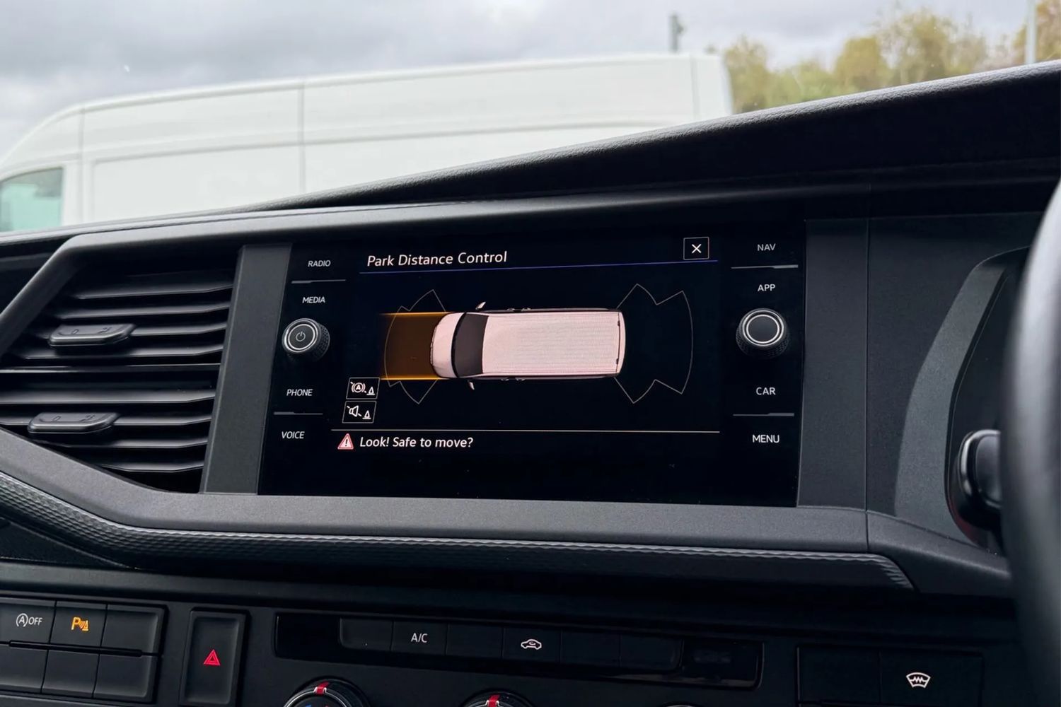 Used Volkswagen Transporter 2024 for sale - 76863297: Photo 53