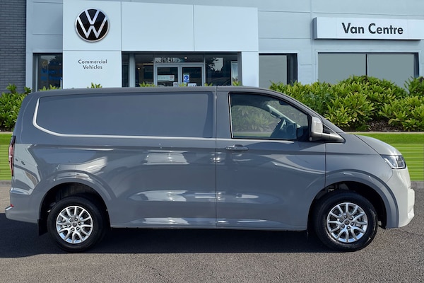 Used Volkswagen Transporter 2025 for sale - 76192348: Photo 3