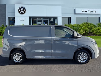 Used Volkswagen Transporter 2025 for sale - 76192348: Photo 3