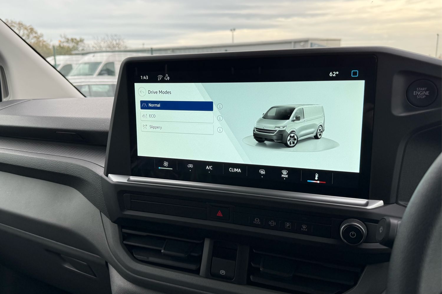 Used Volkswagen Transporter 2025 for sale - 76488338: Photo 46