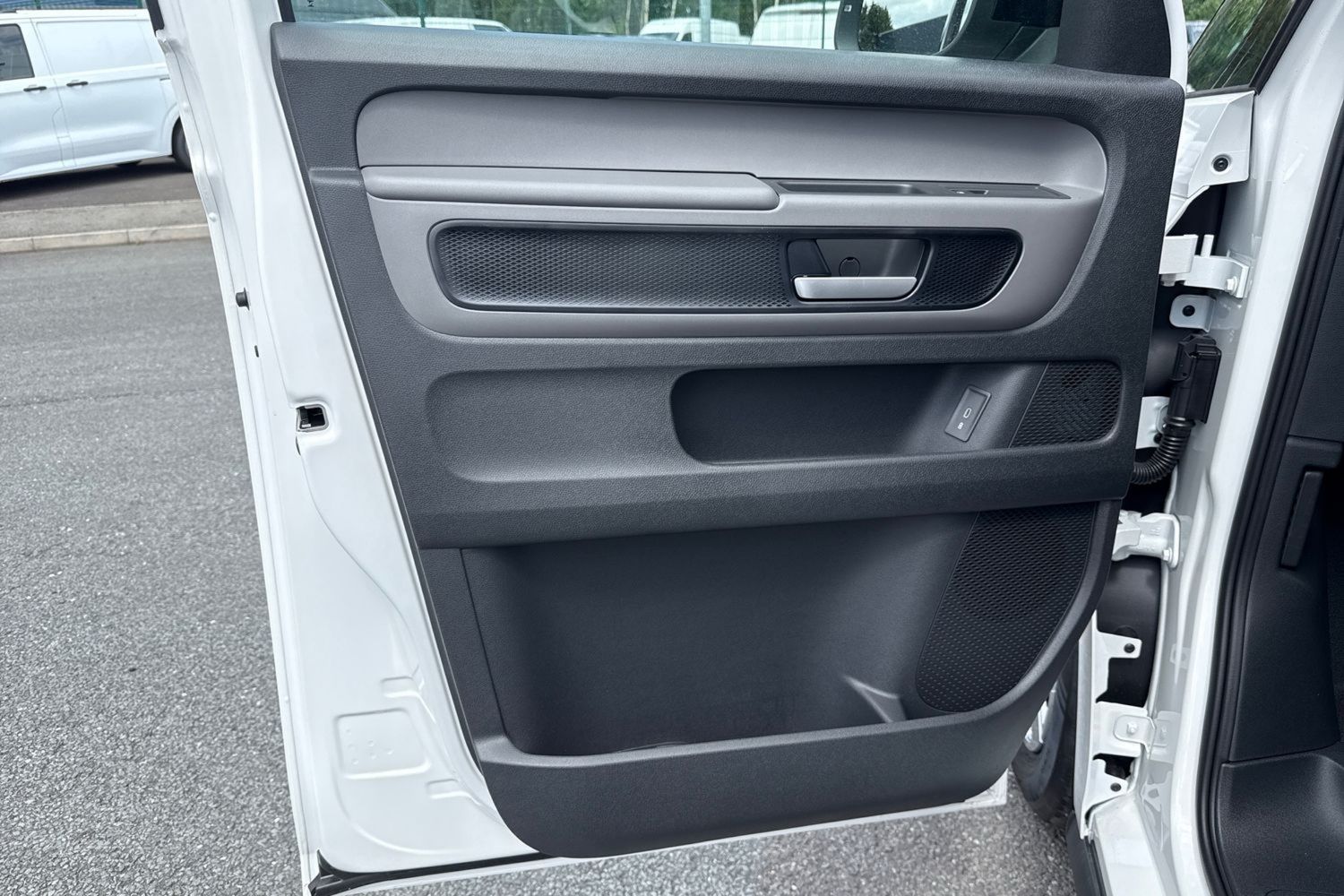 Used Volkswagen ID.Buzz 2025 for sale - 77199650: Photo 32