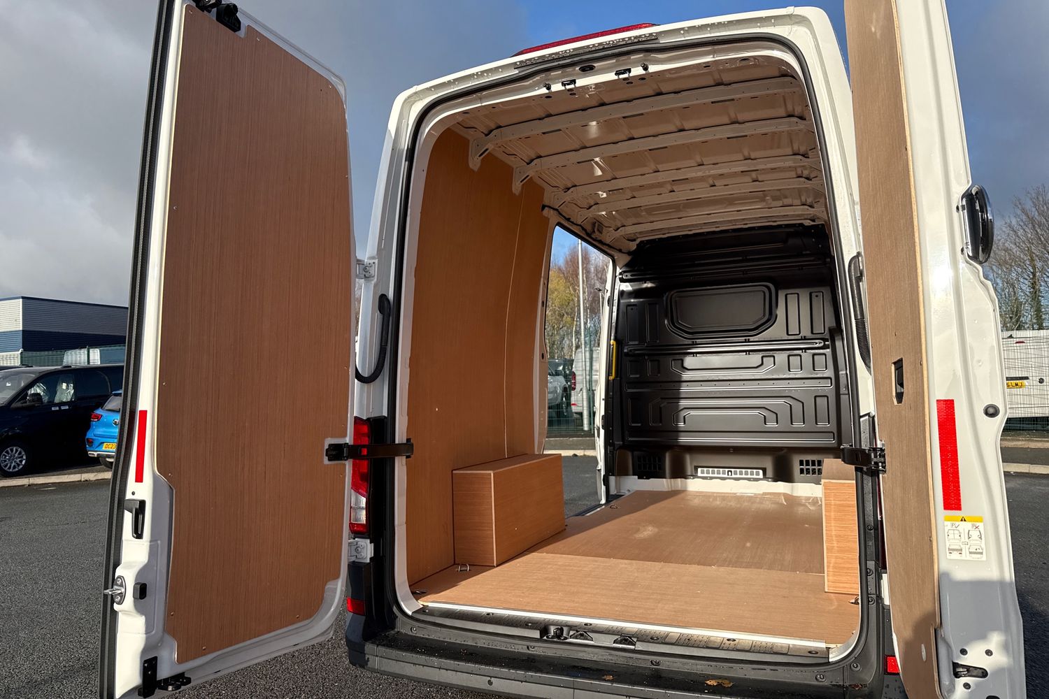 Used Volkswagen Crafter 2025 for sale - 77135282: Photo 33