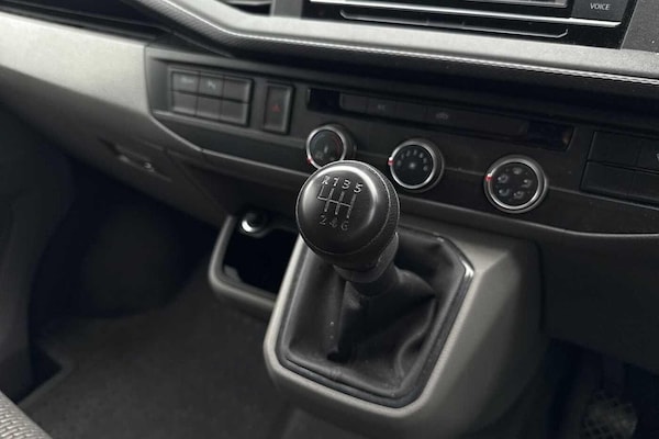 Used Volkswagen Transporter 2024 for sale - 76300379: Photo 19