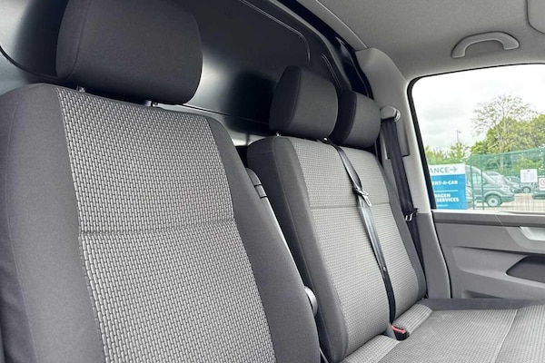 Used Volkswagen Transporter 2024 for sale - 76300379: Photo 20