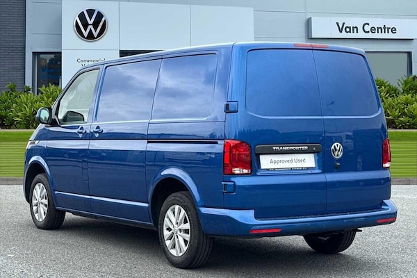 Used Volkswagen Transporter 2024 for sale - 76300379: Photo 3