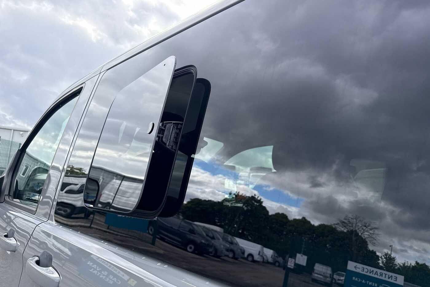 Used Volkswagen Transporter 2025 for sale - 78043434: Photo 32