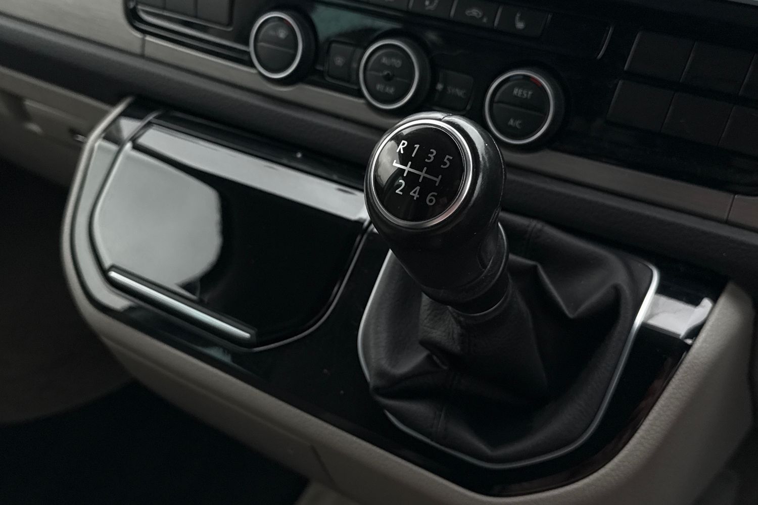 Used Volkswagen California 2016 for sale - 77540922: Photo 23