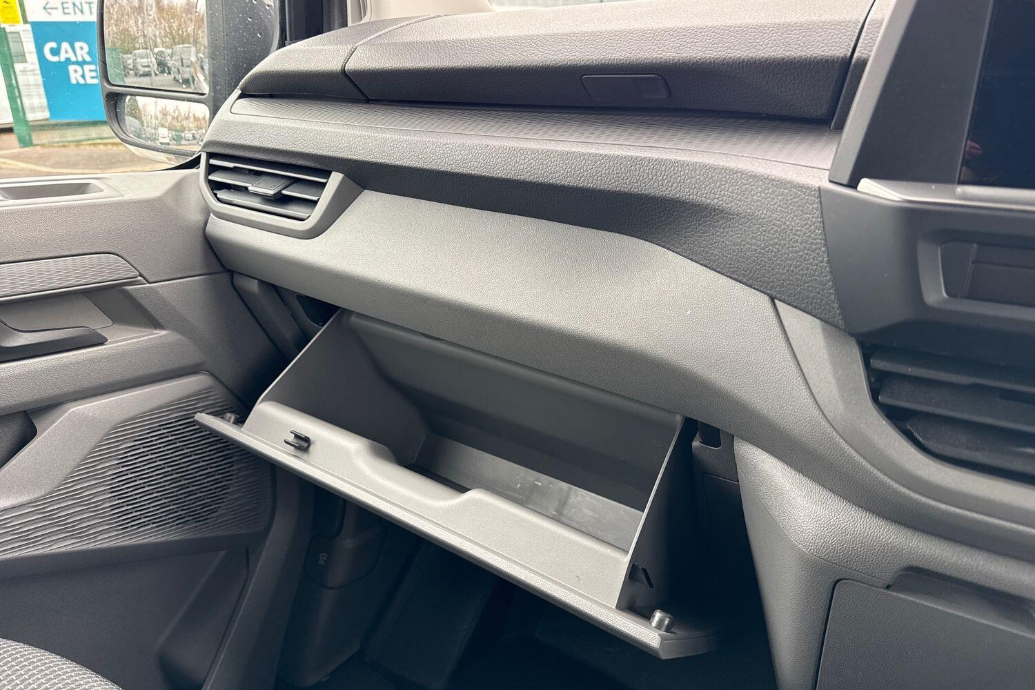 Used Volkswagen Transporter 2025 for sale - 77708634: Photo 32