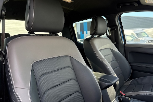 Used Volkswagen Amarok 2024 for sale - 76126141: Photo 23