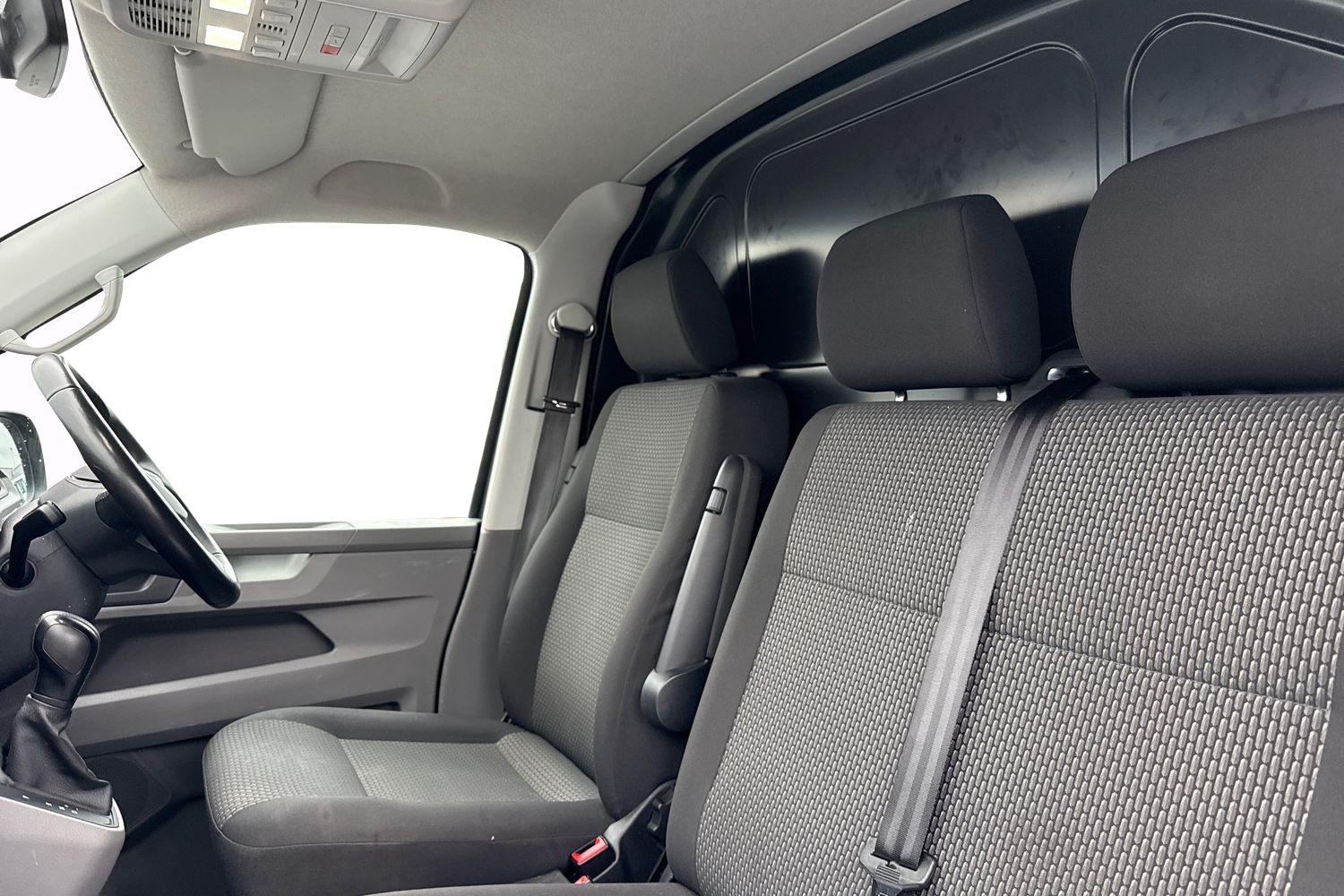 Used Volkswagen Transporter 2024 for sale - 76564716: Photo 15