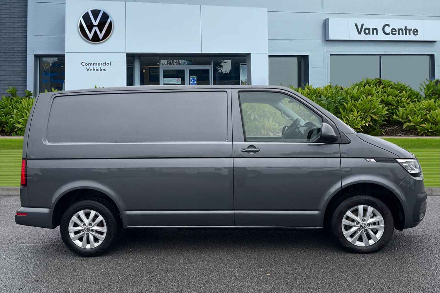 Used Volkswagen Transporter 2024 for sale - 76564716: Photo 3