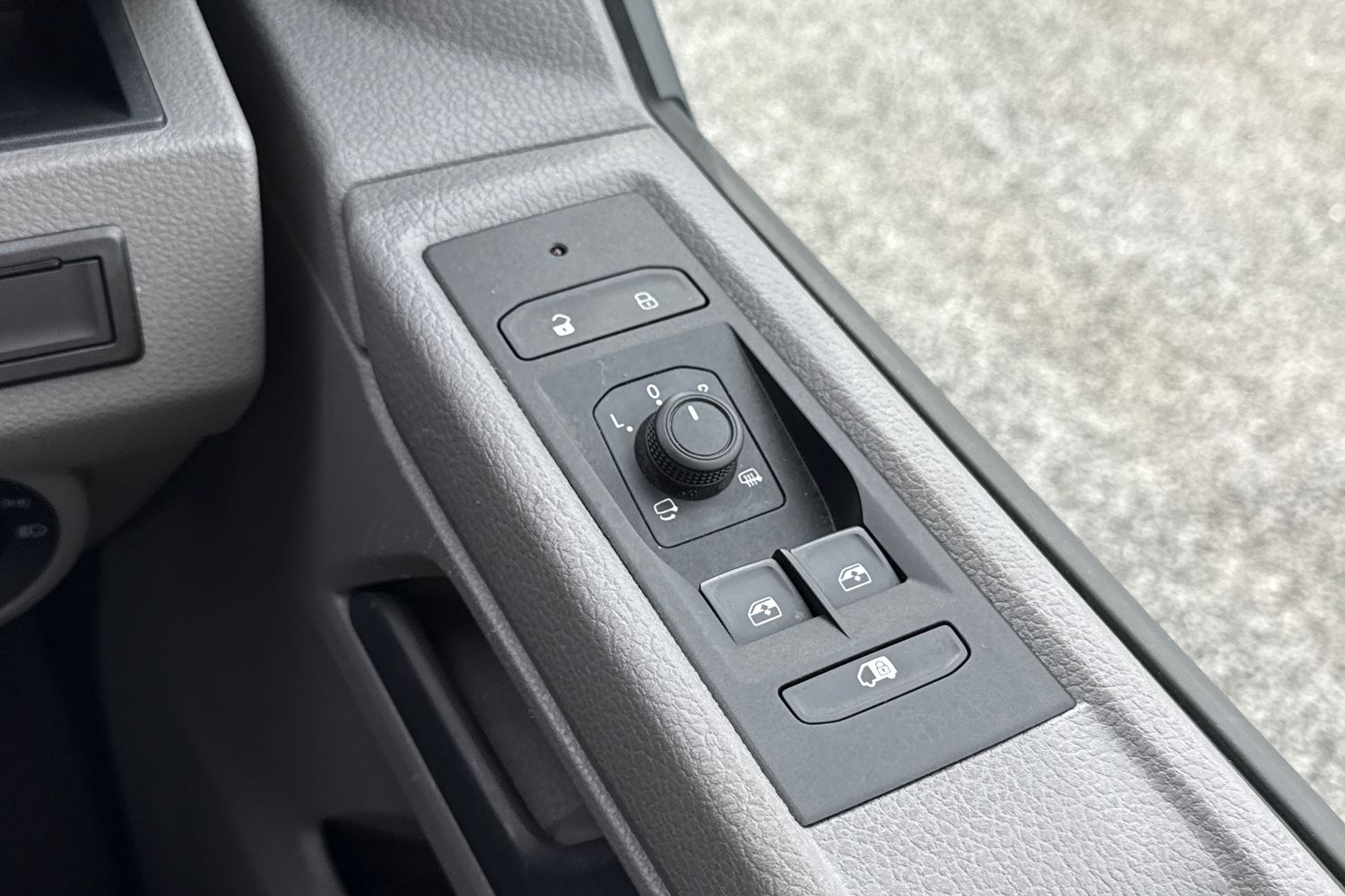 Used Volkswagen Transporter 2024 for sale - 76453514: Photo 41