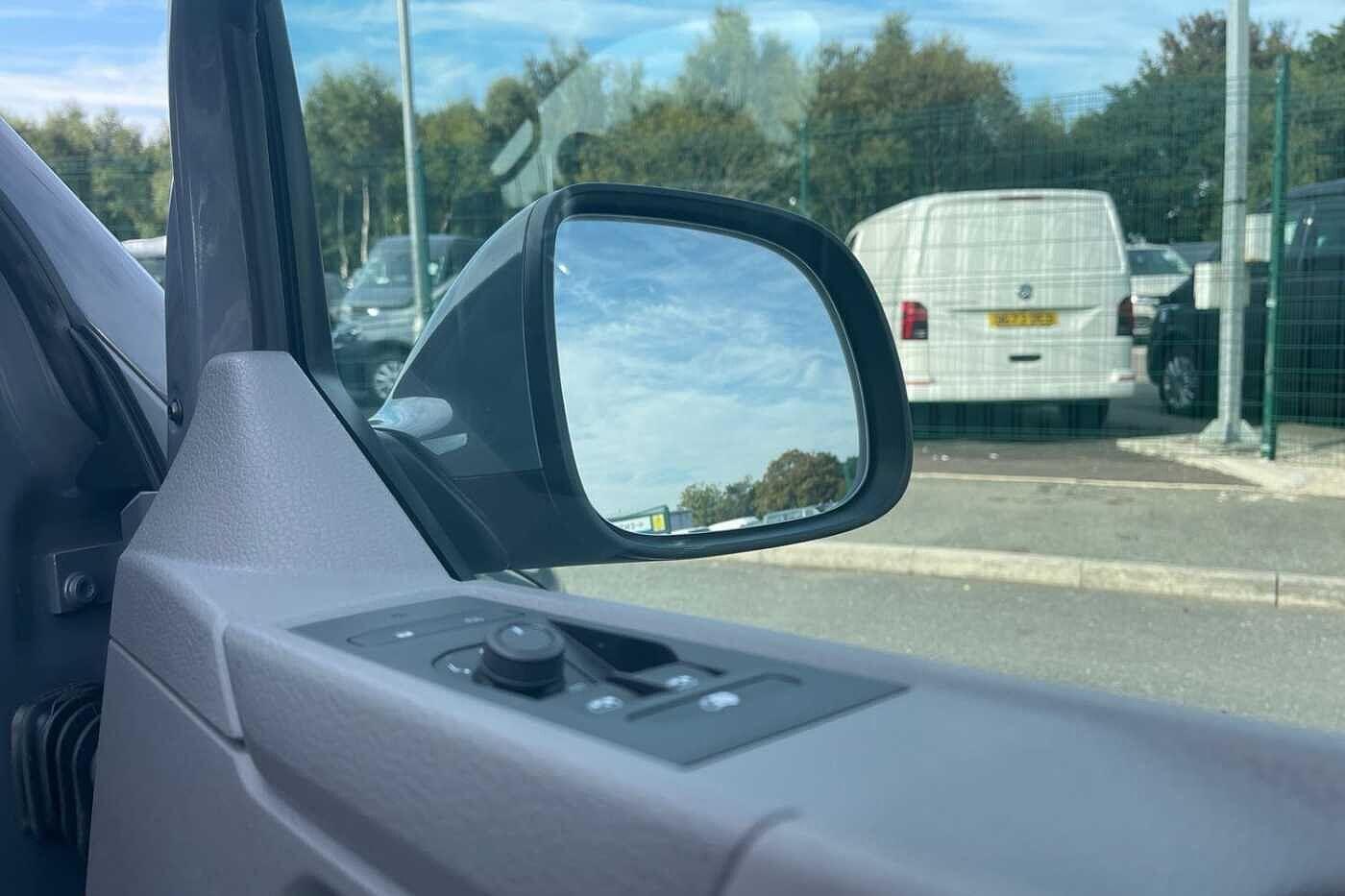 Used Volkswagen Transporter 2024 for sale - 76520094: Photo 17