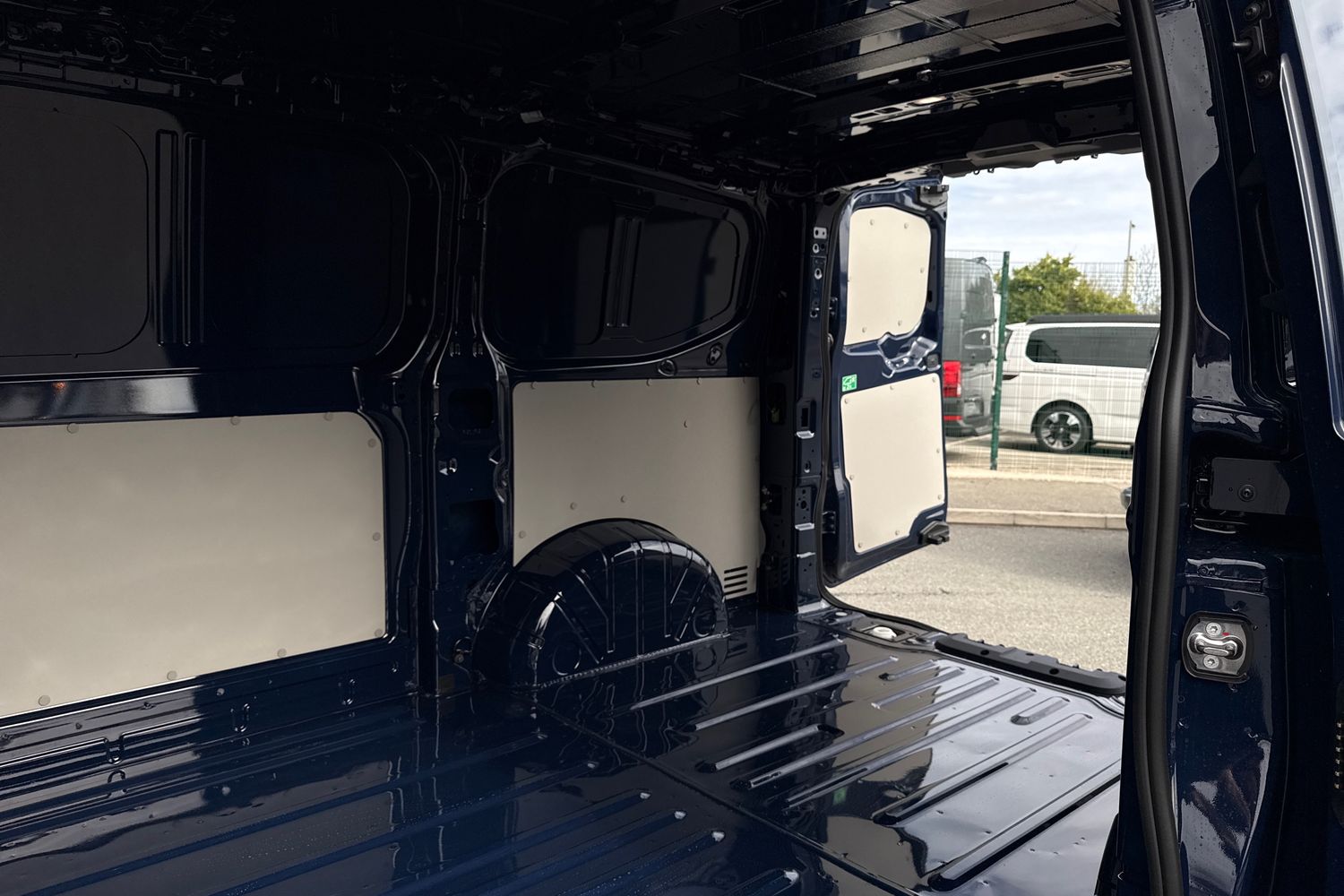 Used Volkswagen Transporter 2026 for sale - 78055848: Photo 26