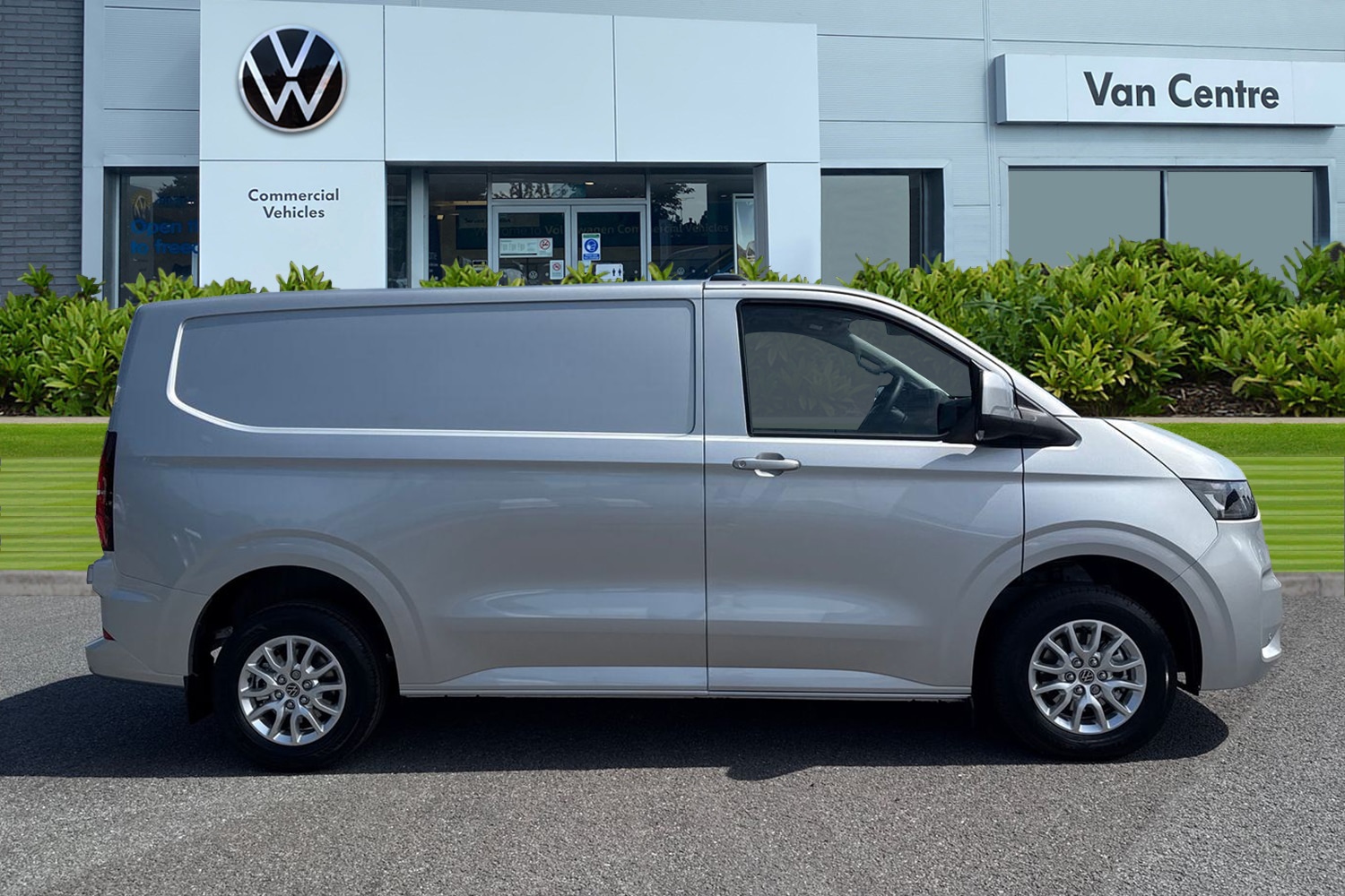 Used Volkswagen Transporter 2025 for sale - 77608389: Photo 3