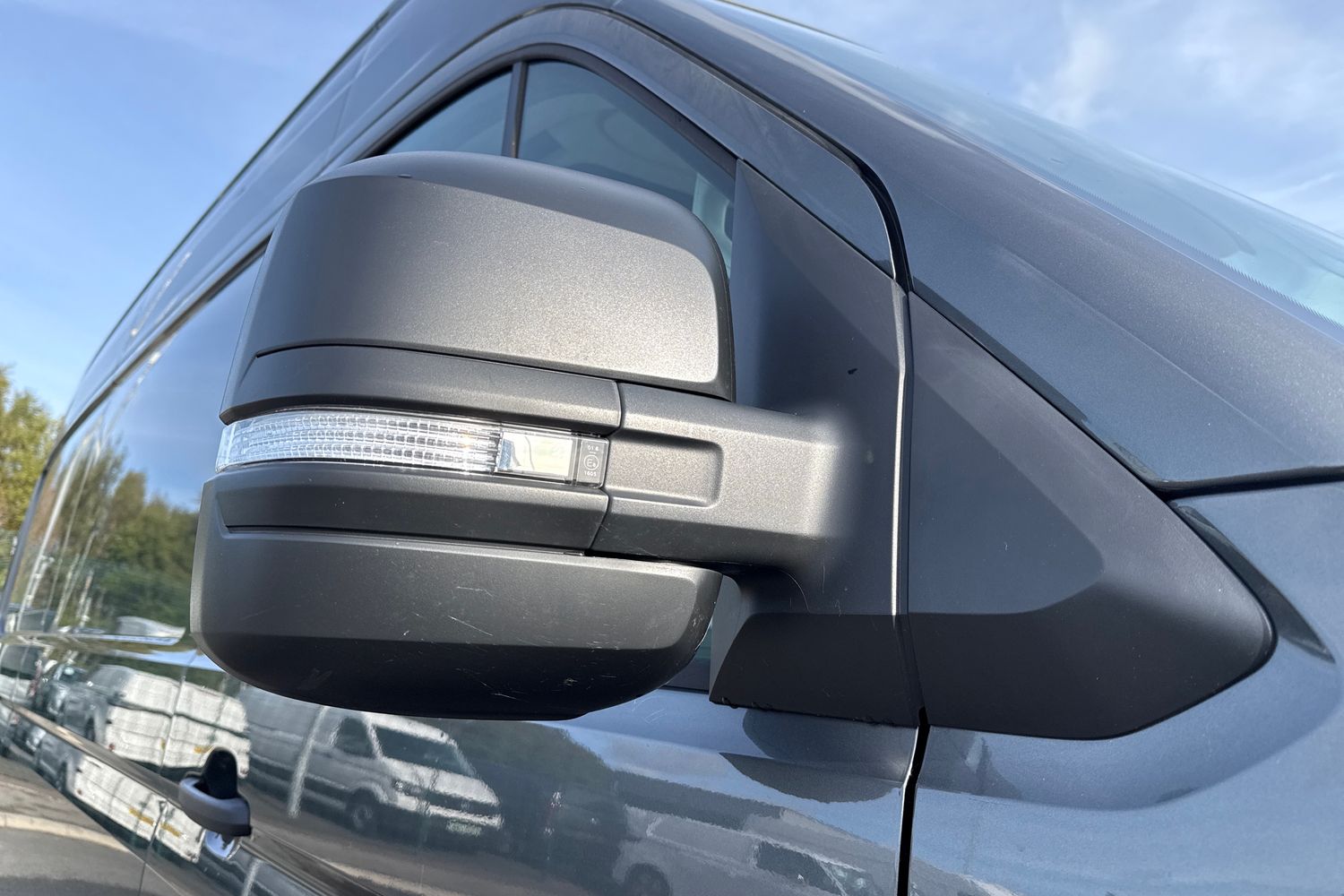 Used Volkswagen Crafter 2025 for sale - 77006811: Photo 25