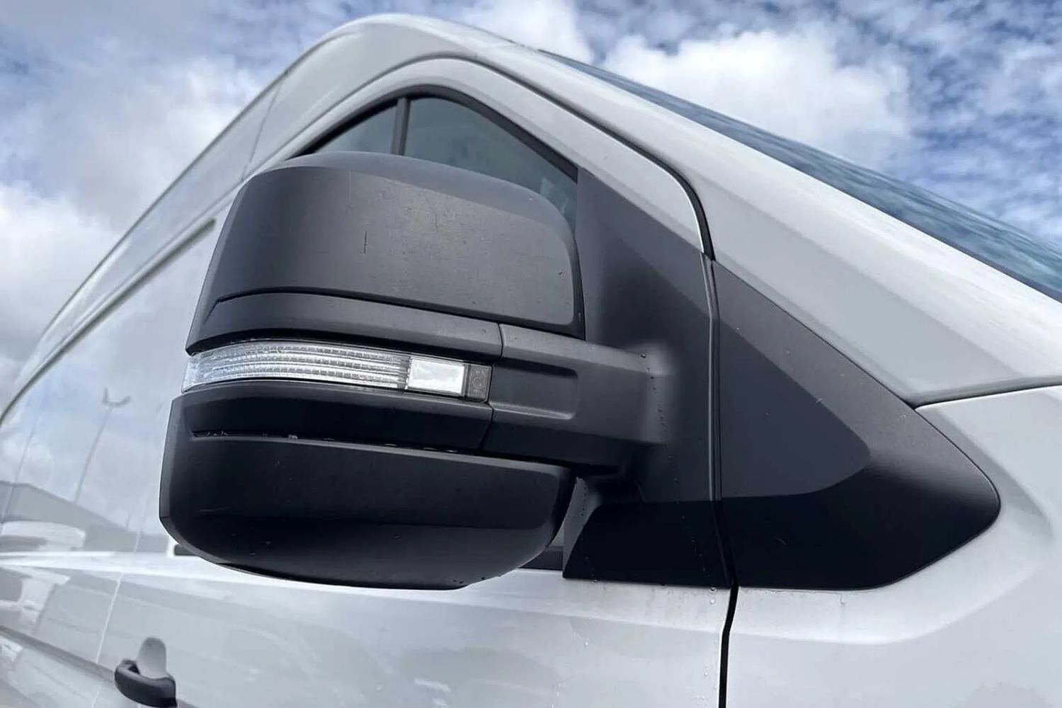 Used Volkswagen Crafter 2025 for sale - 77138948: Photo 25