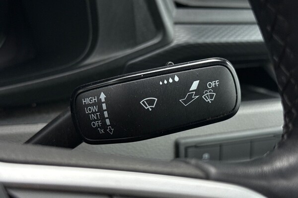 Used Volkswagen Transporter 2024 for sale - 76142223: Photo 39