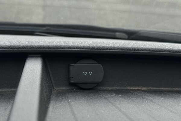 Used Volkswagen Transporter 2024 for sale - 76142223: Photo 45